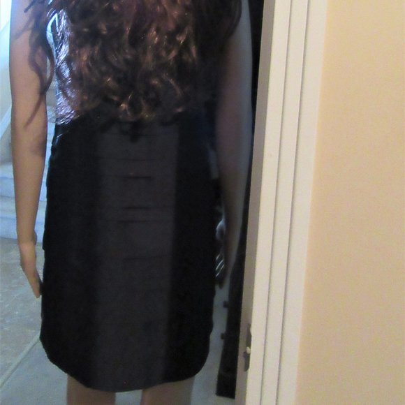 Ladies size 4 Dress all layer - Black - Picture 5 of 10